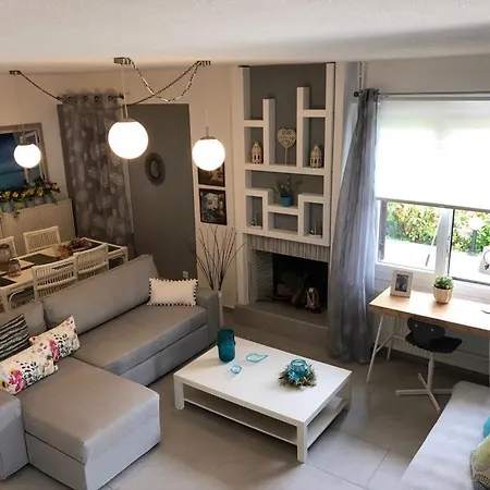 Vakantiehuis Sofia's Pearl Beachfront Maisonette